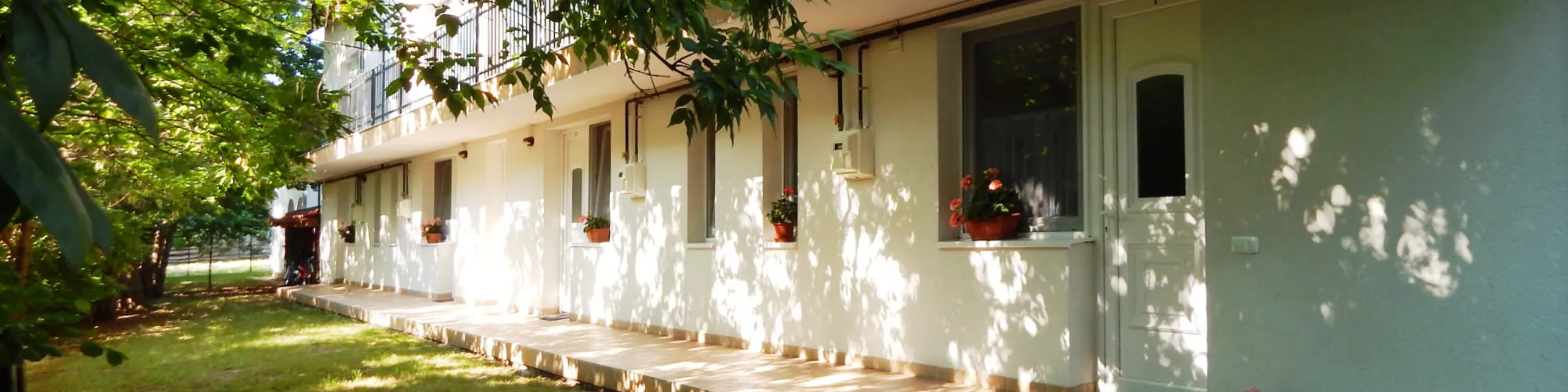 Falevél Apartmanház